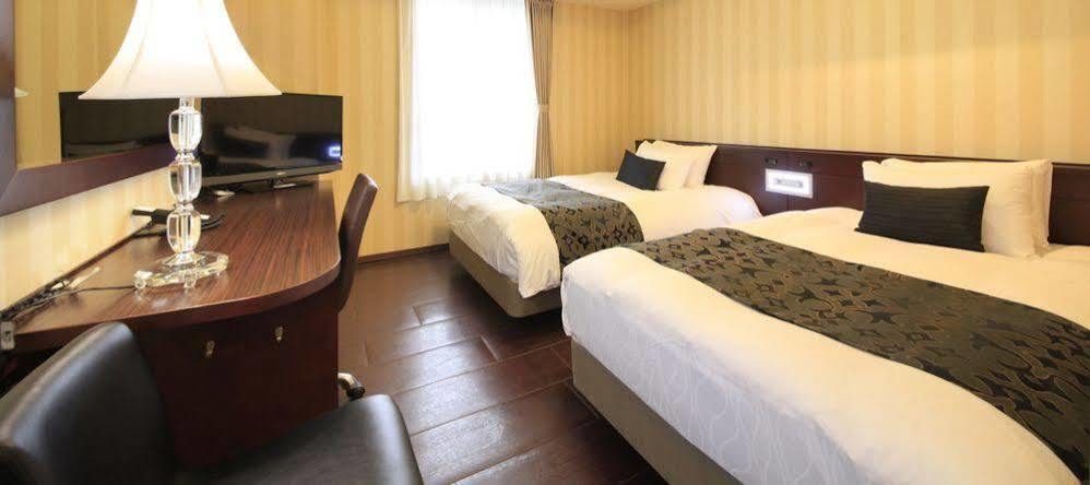 Hotel Coco Grand Kitasenju Токио Экстерьер фото