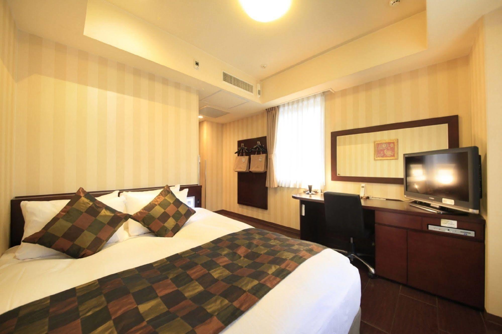 Hotel Coco Grand Kitasenju Токио Экстерьер фото